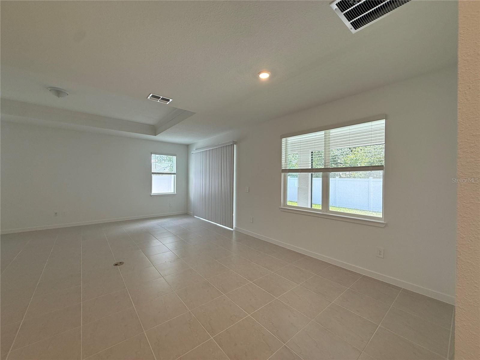 Image 15 of 54 For 3915 Big Sky Dr