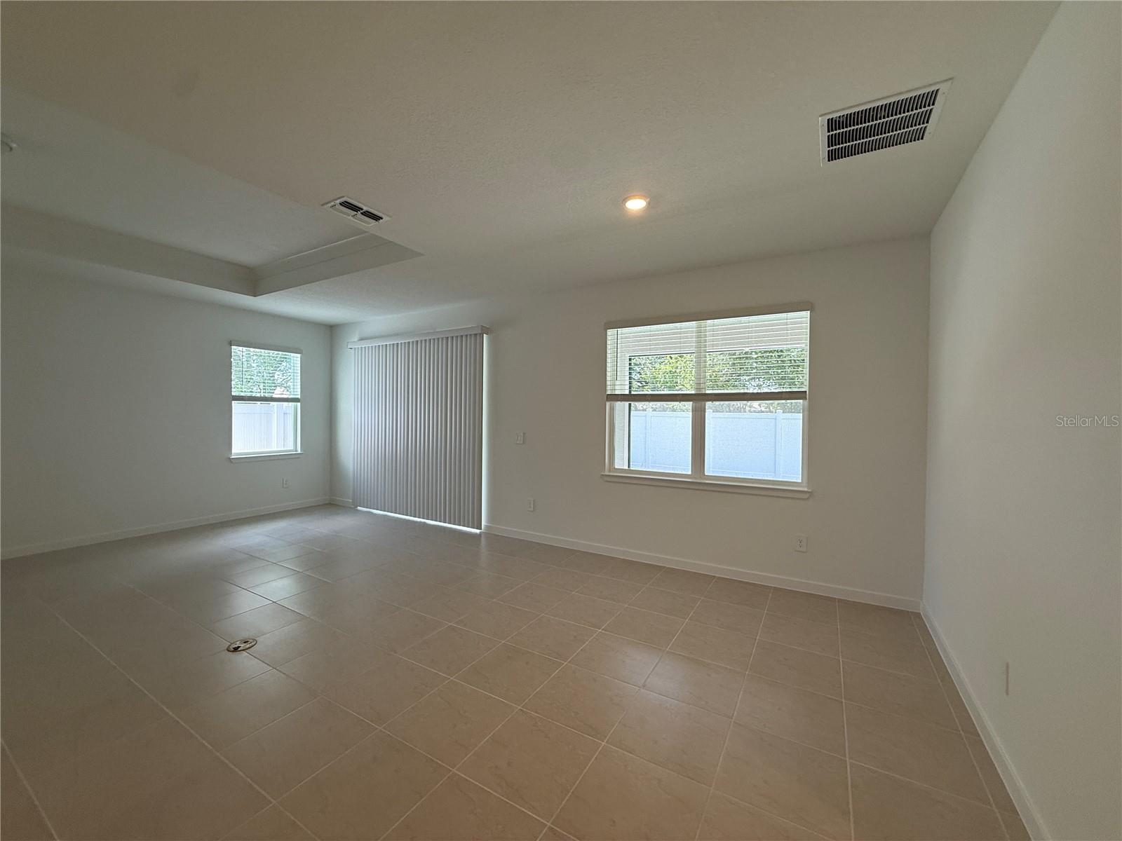 Image 17 of 54 For 3915 Big Sky Dr