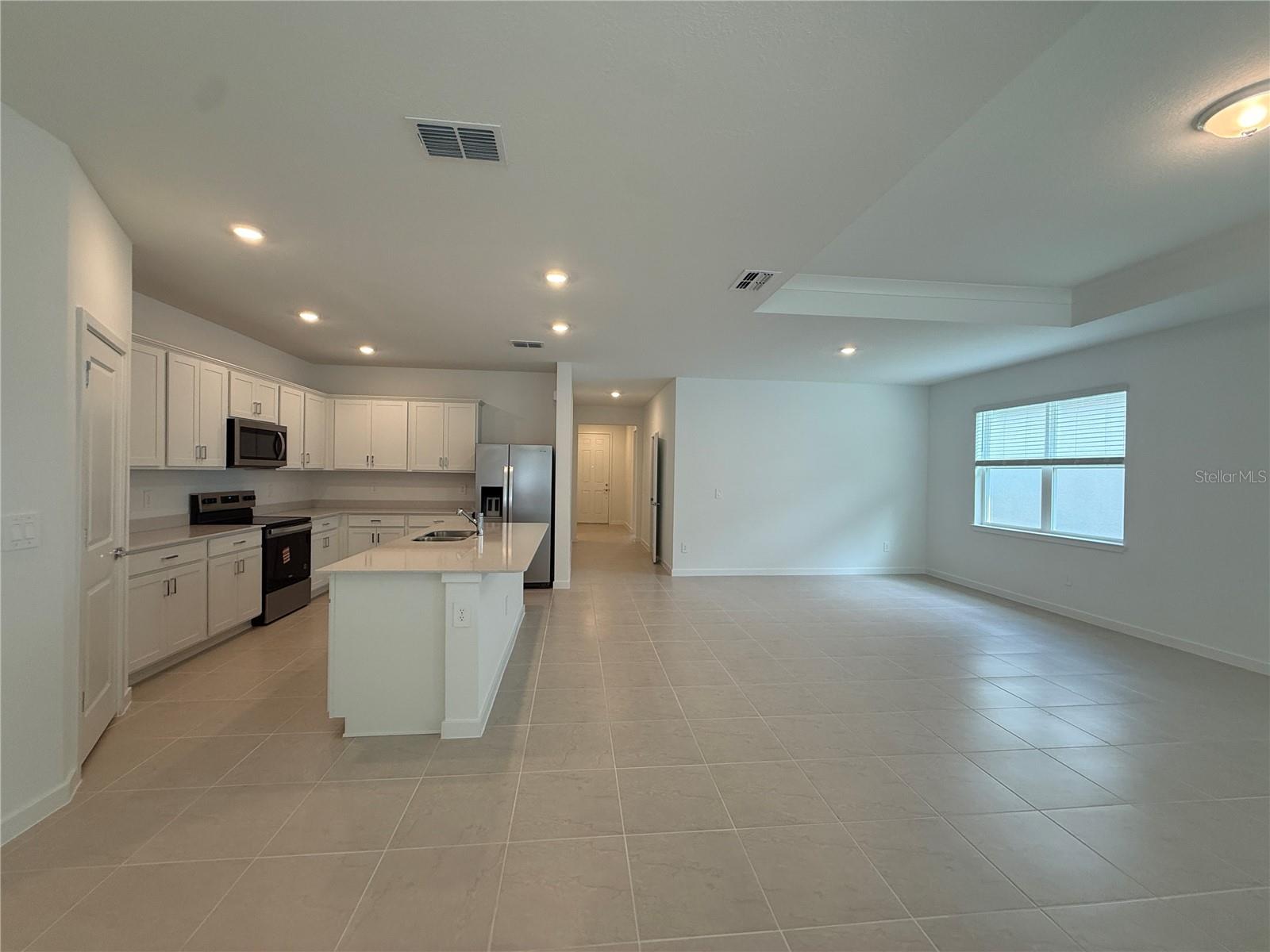 Image 28 of 54 For 3915 Big Sky Dr