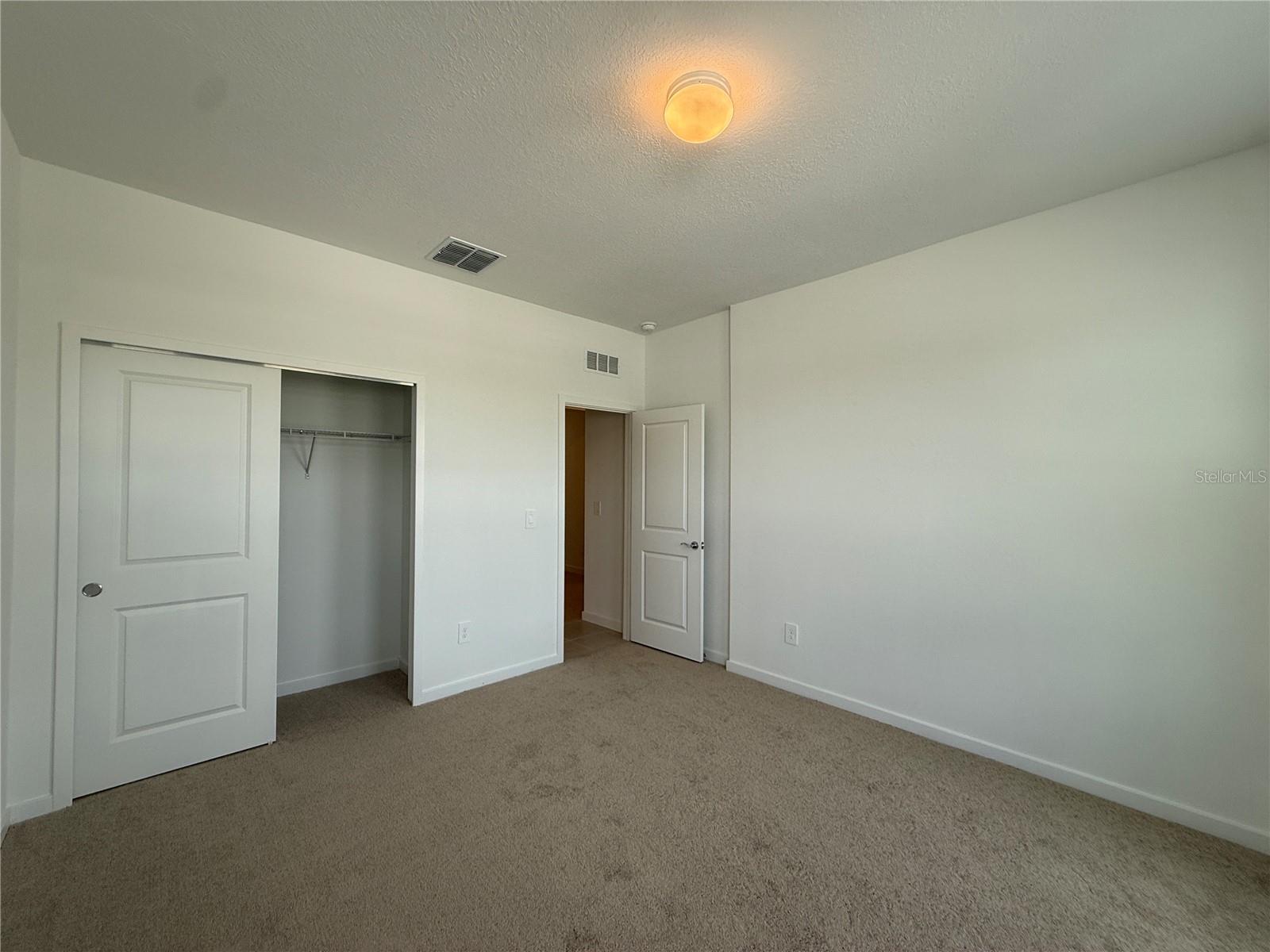 Image 33 of 54 For 3915 Big Sky Dr