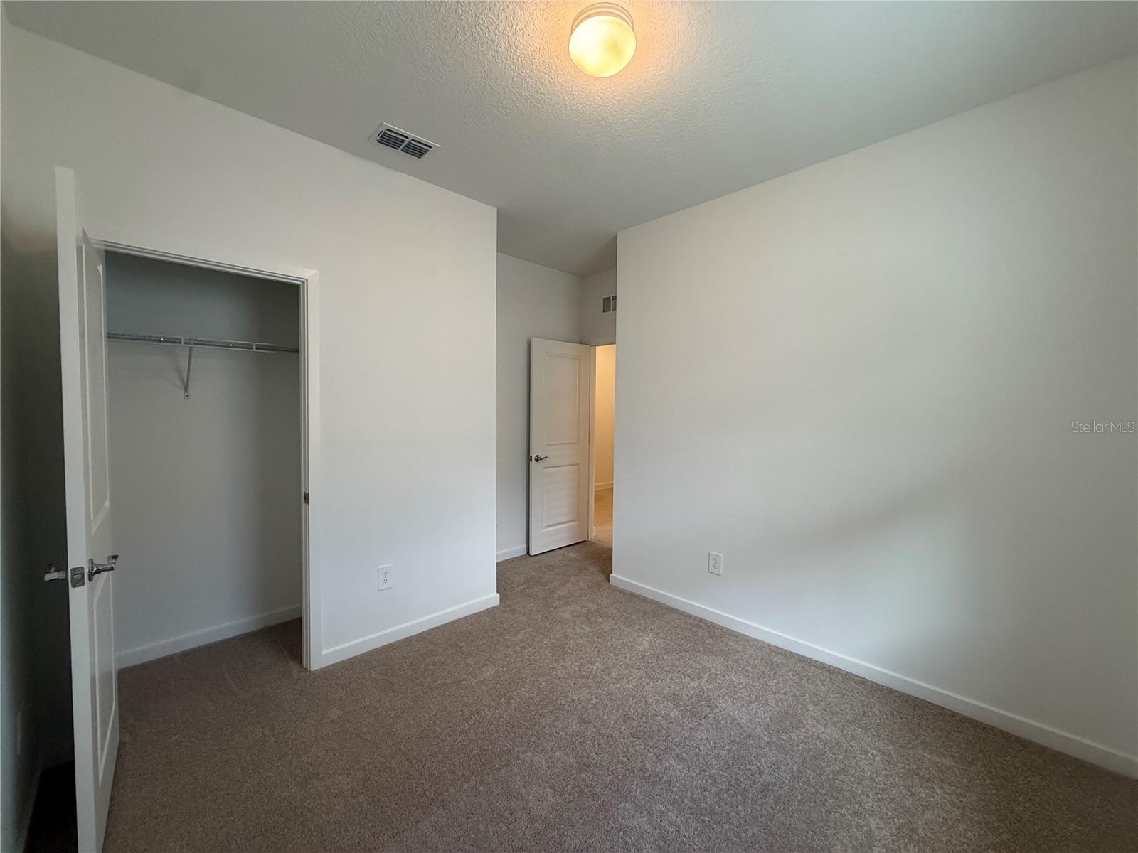 Image 37 of 54 For 3915 Big Sky Dr