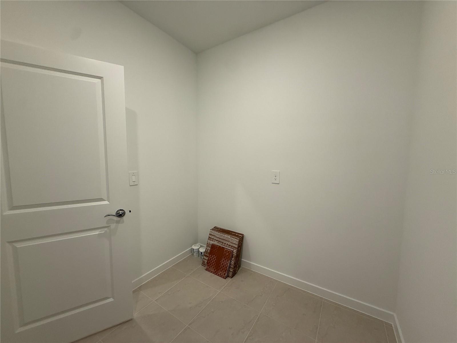 Image 39 of 54 For 3915 Big Sky Dr