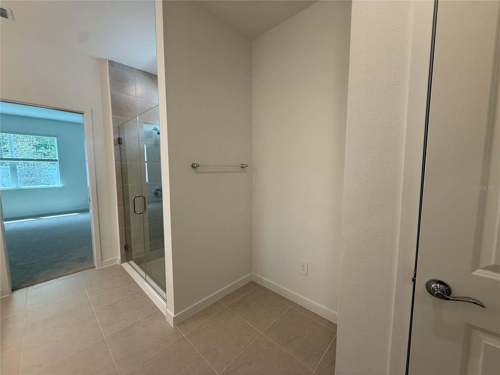 Image 5 of 54 For 3915 Big Sky Dr