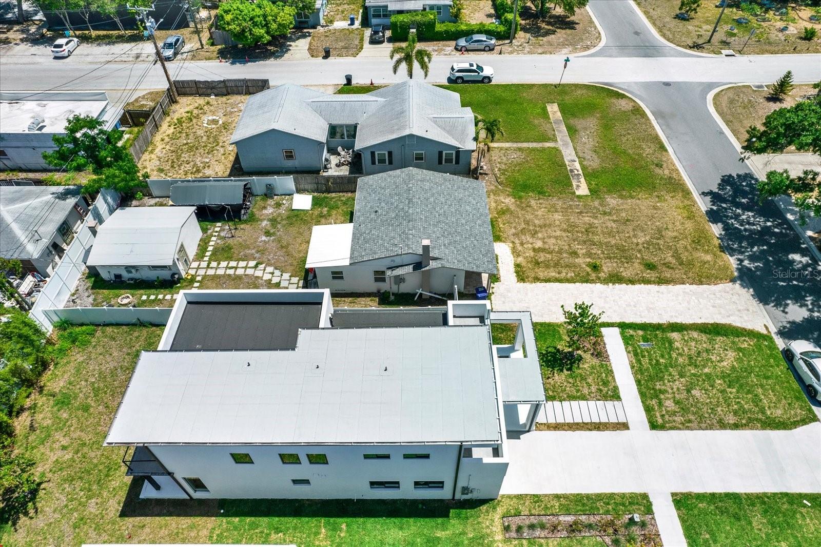 Image 12 of 77 For 2521 18th Avenue N