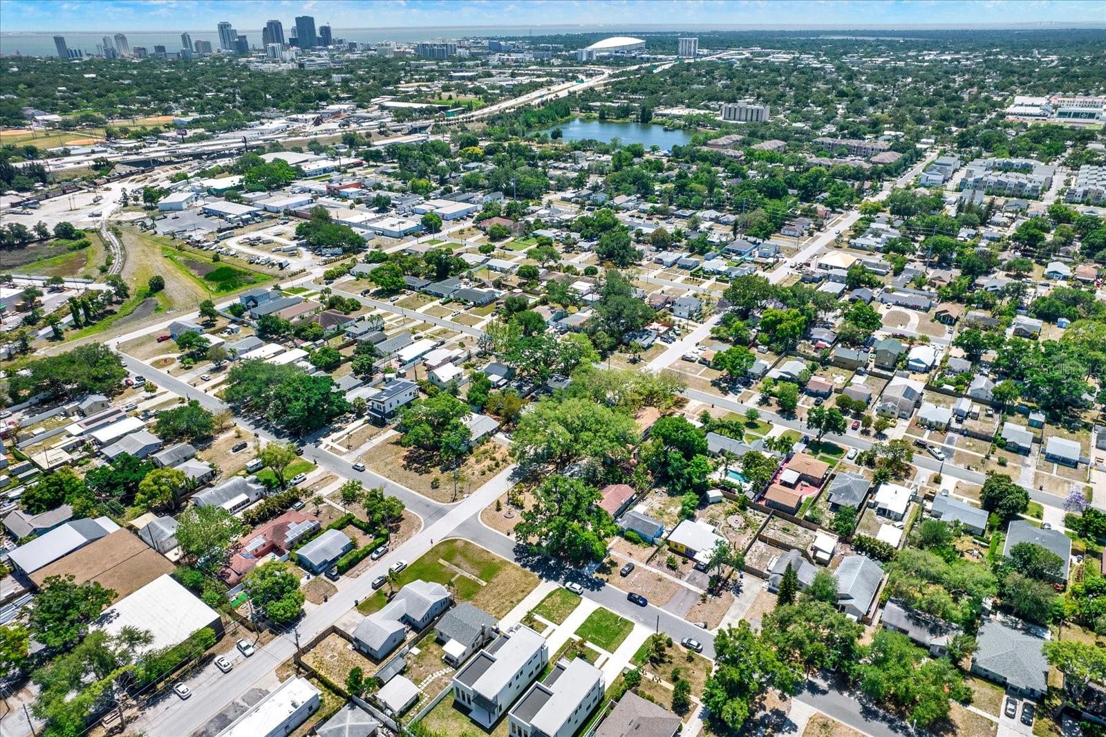 Image 14 of 77 For 2521 18th Avenue N