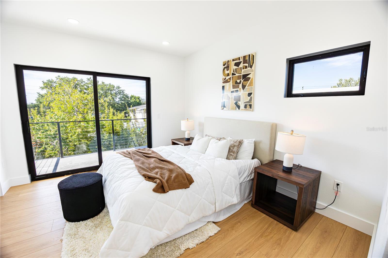 Image 28 of 77 For 2521 18th Avenue N