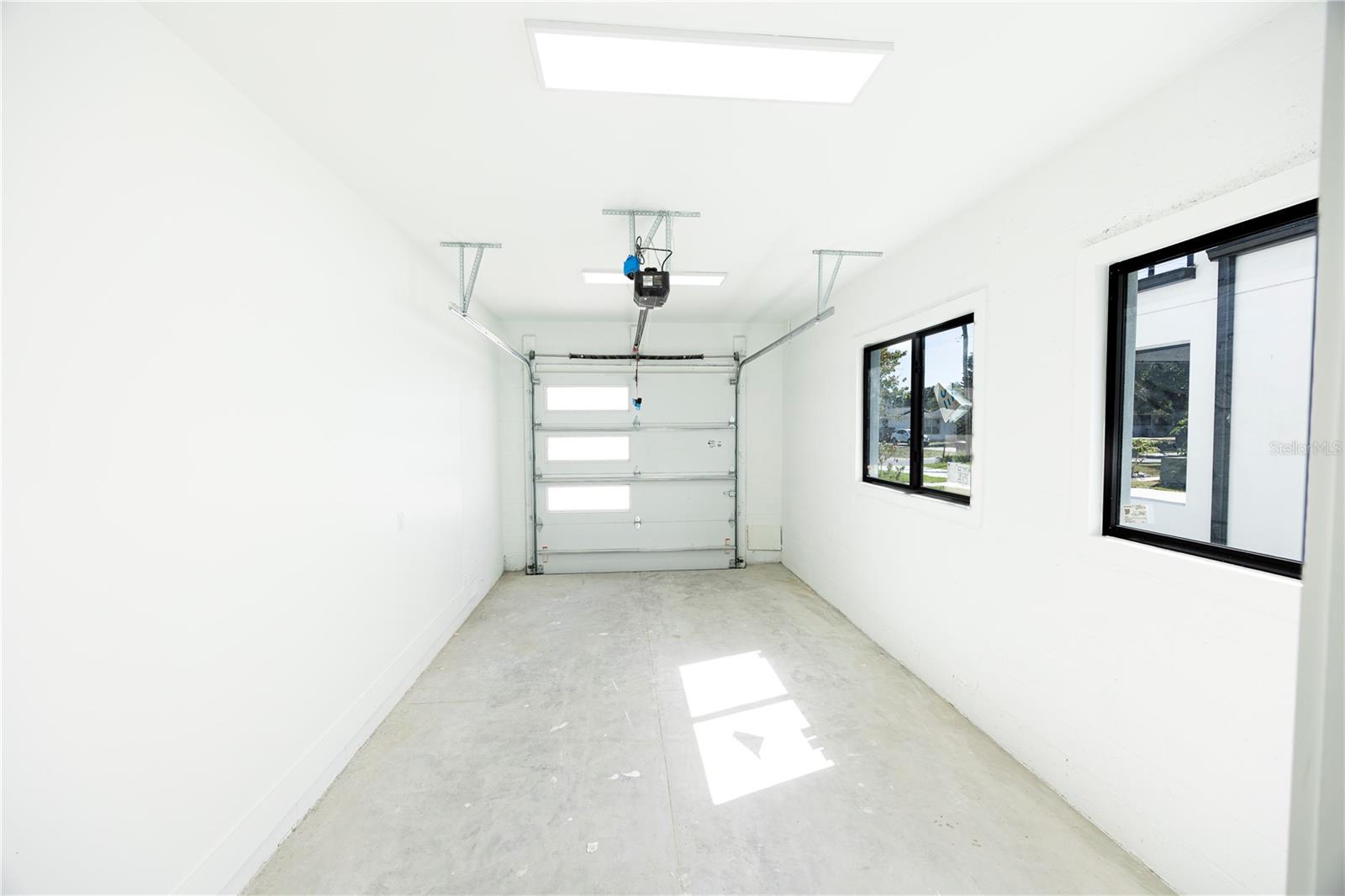 Image 68 of 77 For 2521 18th Avenue N