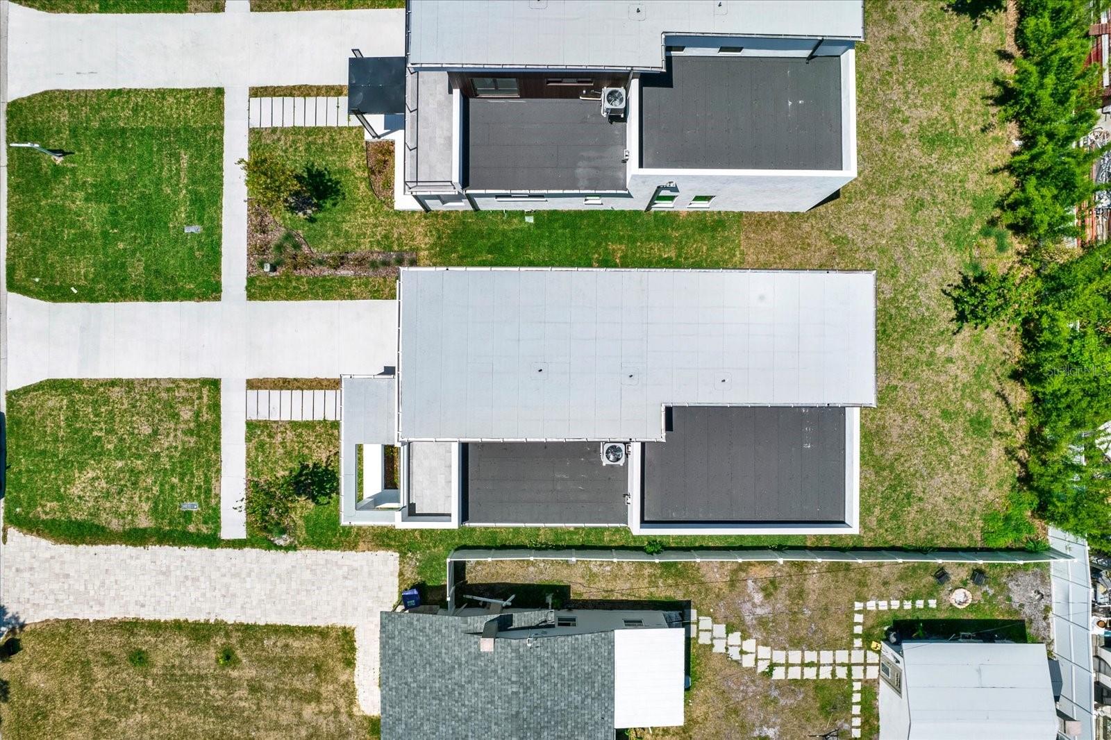 Image 8 of 77 For 2521 18th Avenue N