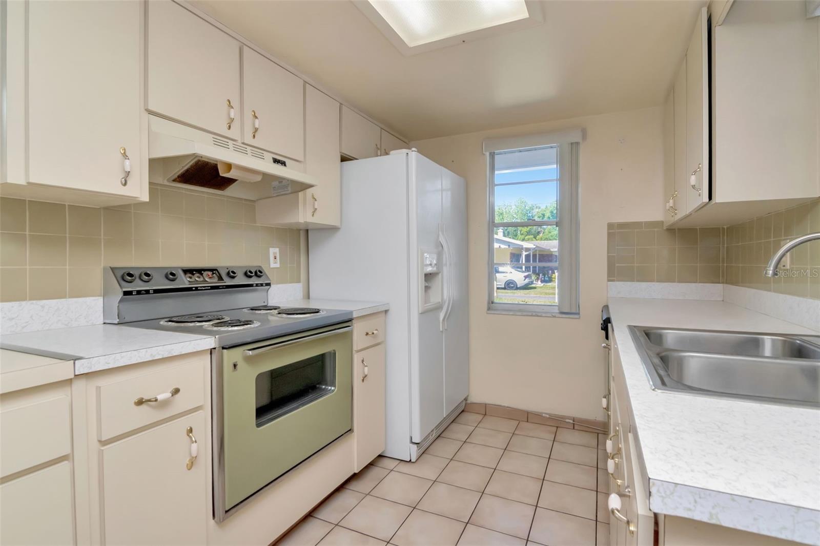 Image 11 of 68 For 7307 Albany Avenue