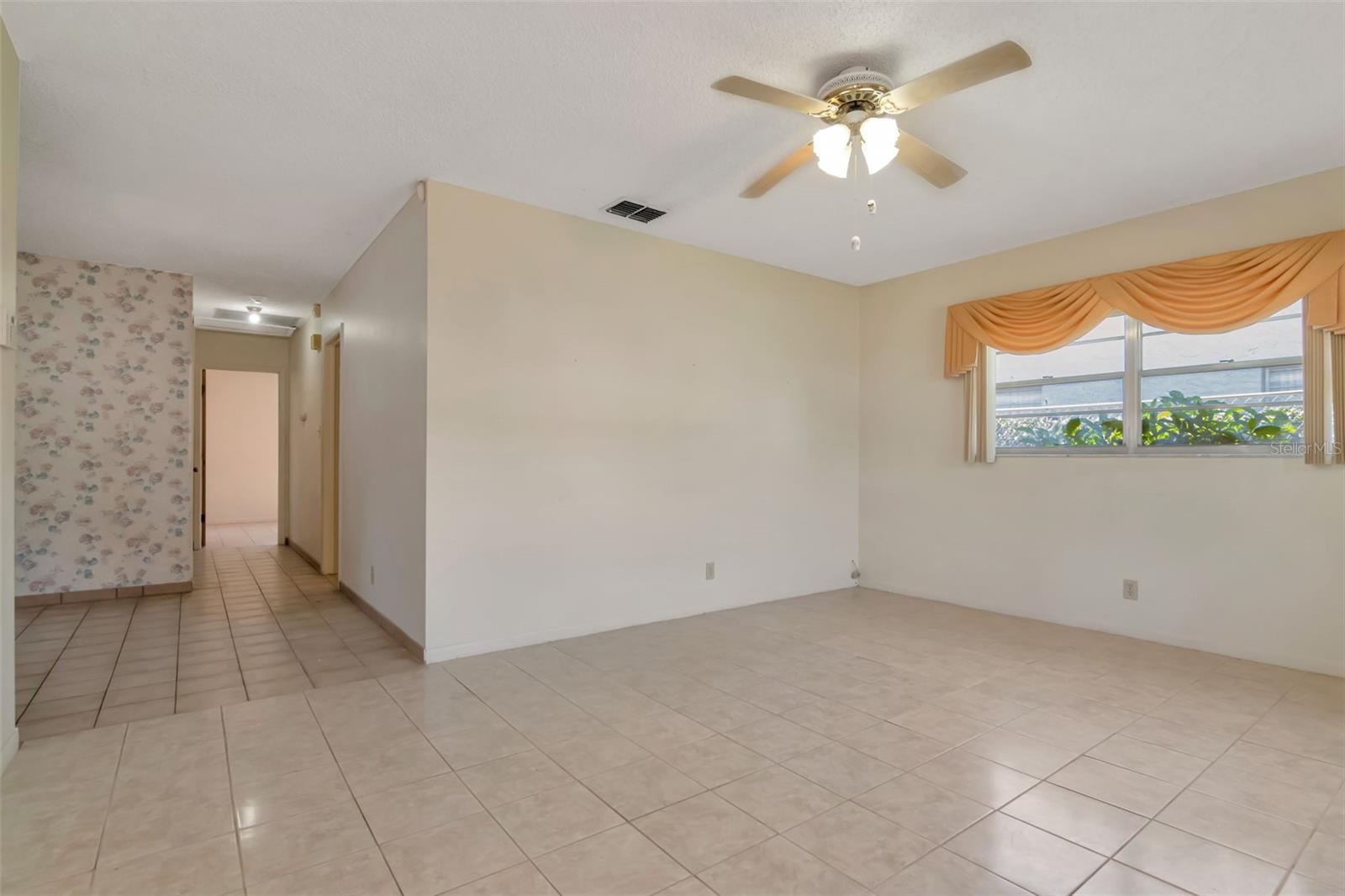 Image 22 of 68 For 7307 Albany Avenue