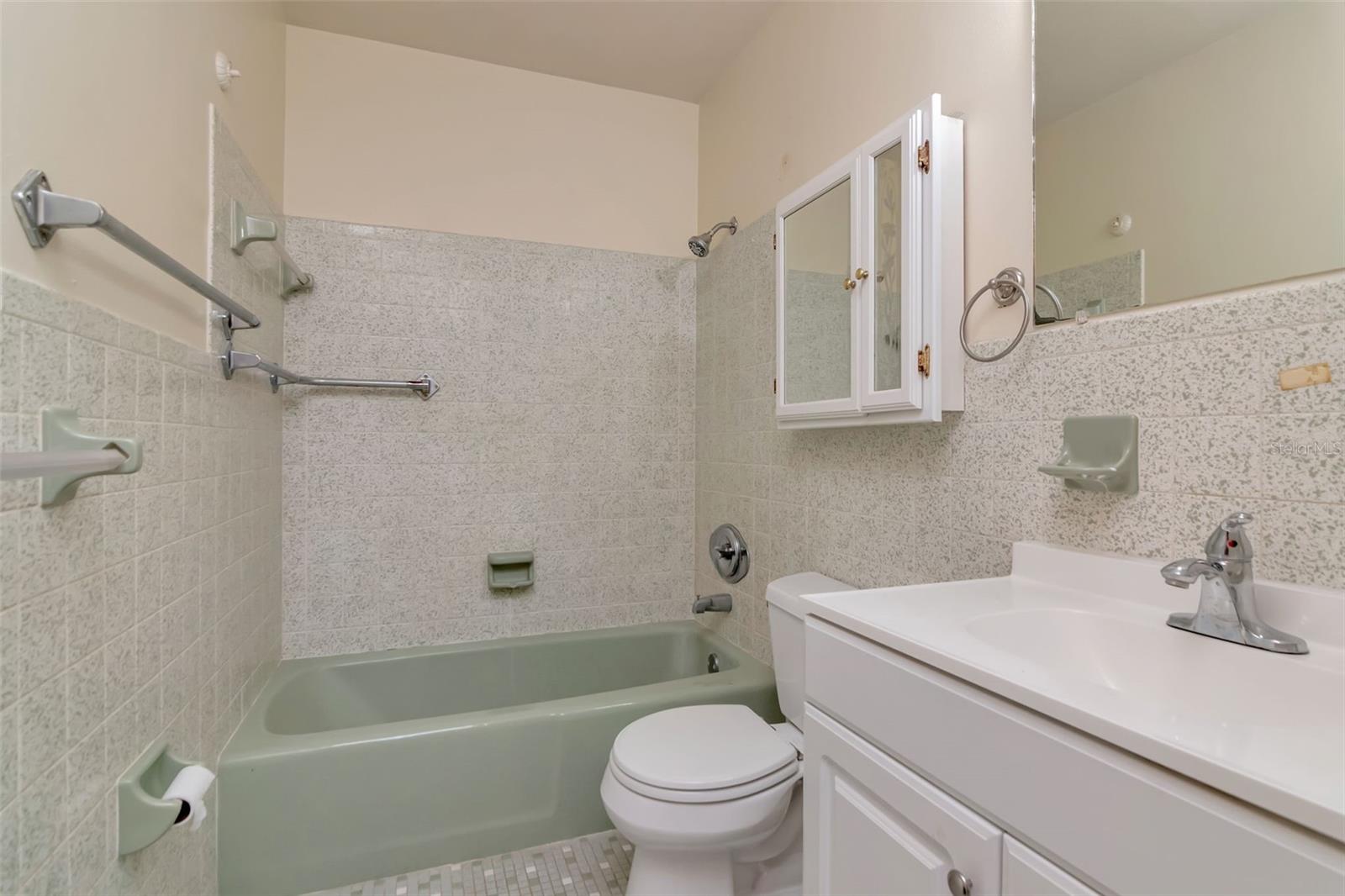 Image 27 of 68 For 7307 Albany Avenue