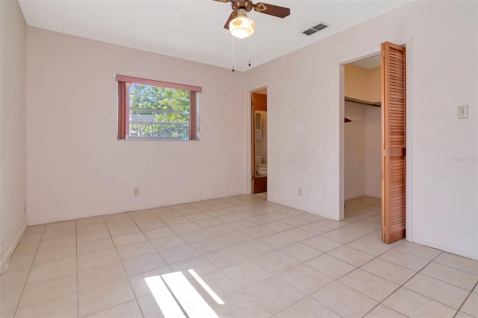 Image 32 of 68 For 7307 Albany Avenue