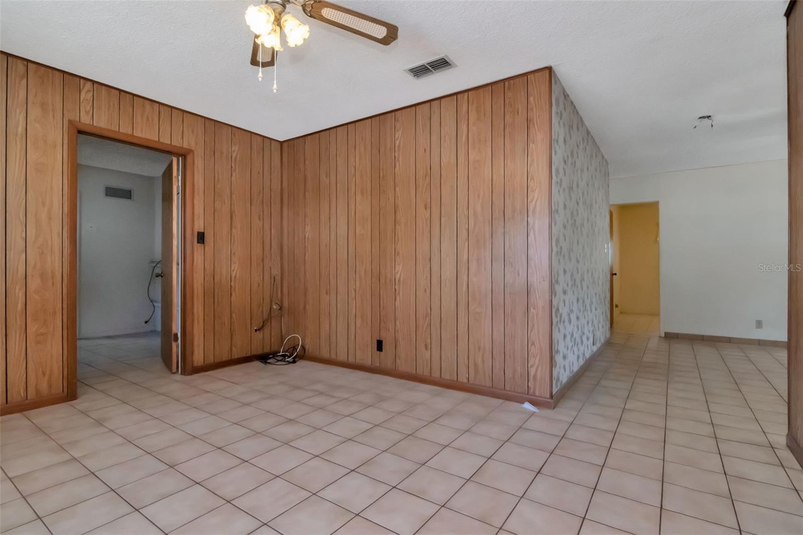 Image 39 of 68 For 7307 Albany Avenue