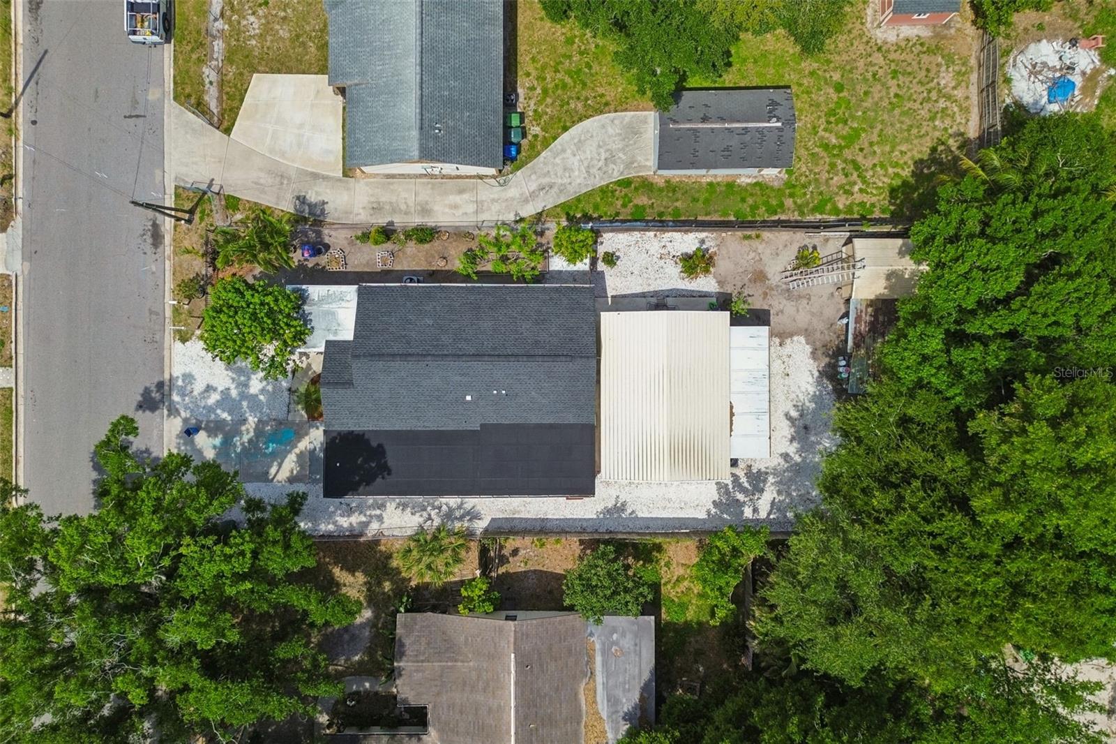 Image 39 of 43 For 2216 12th Avenue W