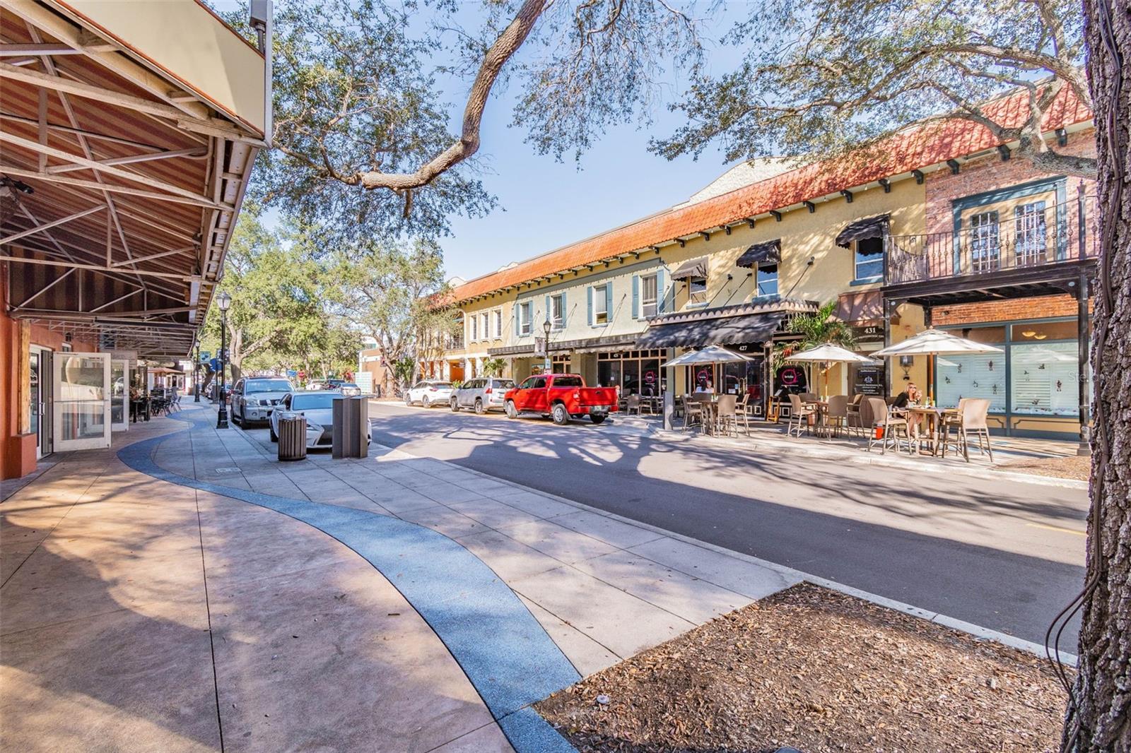 Image 42 of 43 For 2216 12th Avenue W