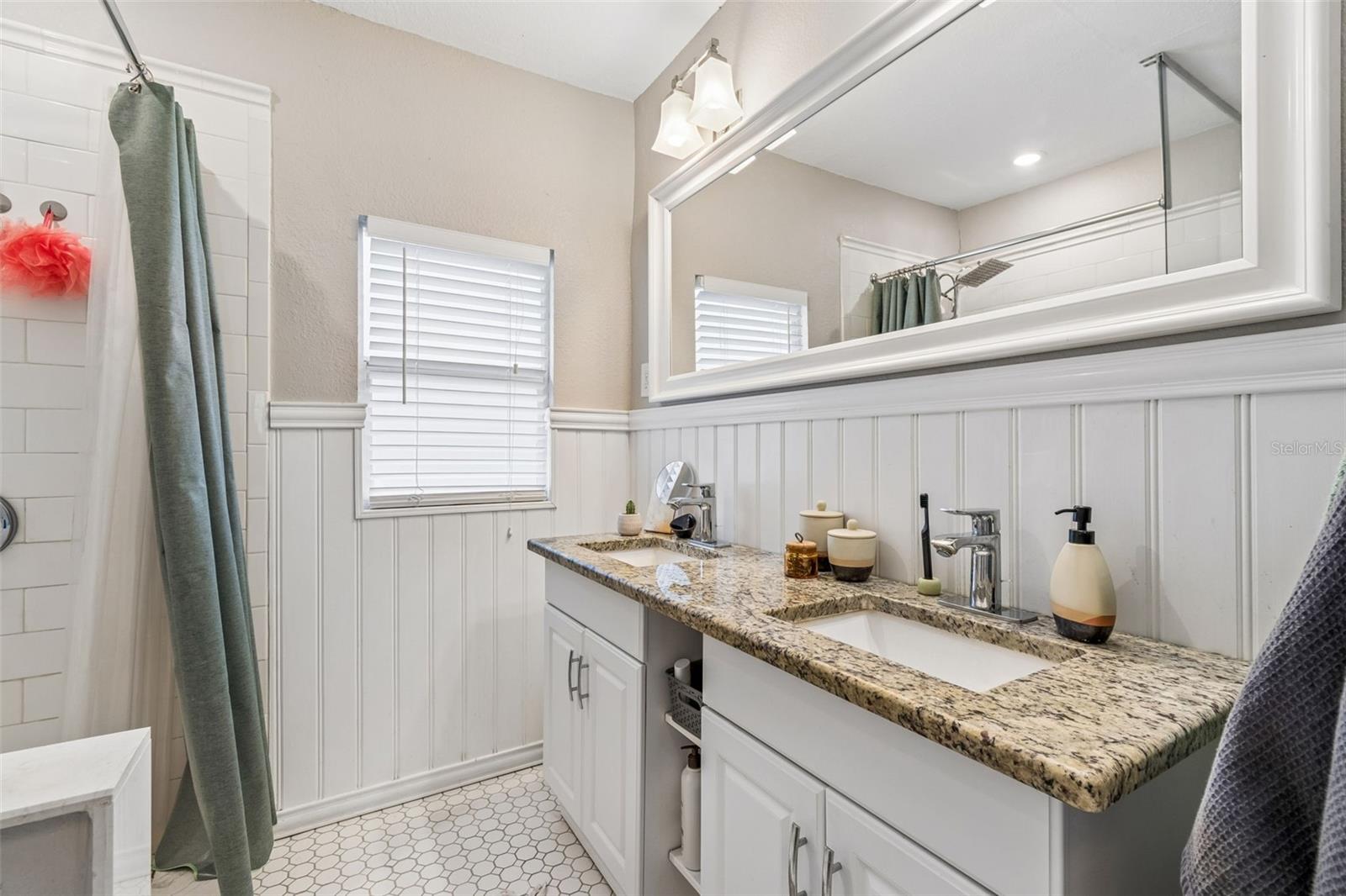 Image 14 of 44 For 1220 Emma Street