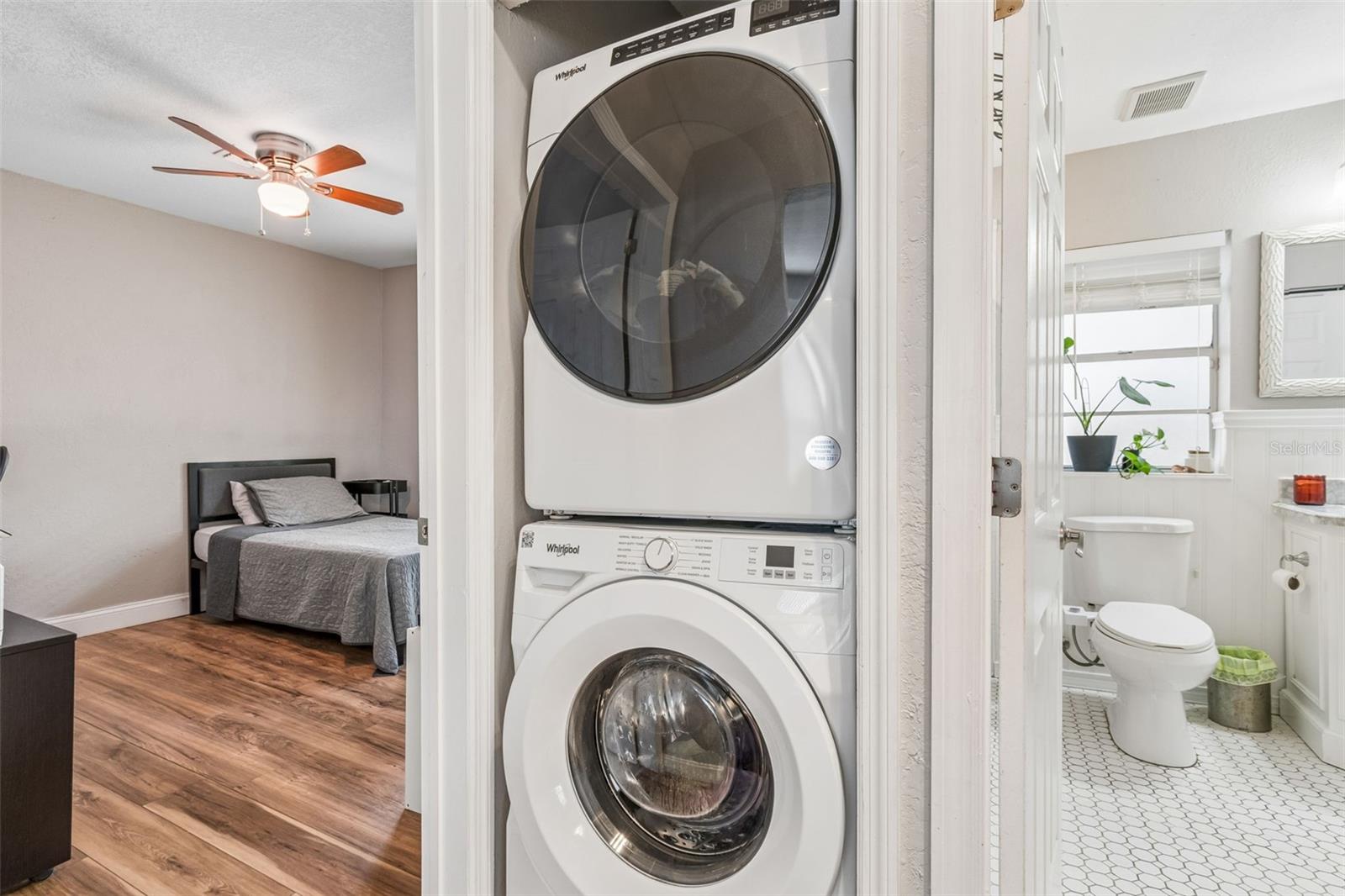 Image 16 of 44 For 1220 Emma Street