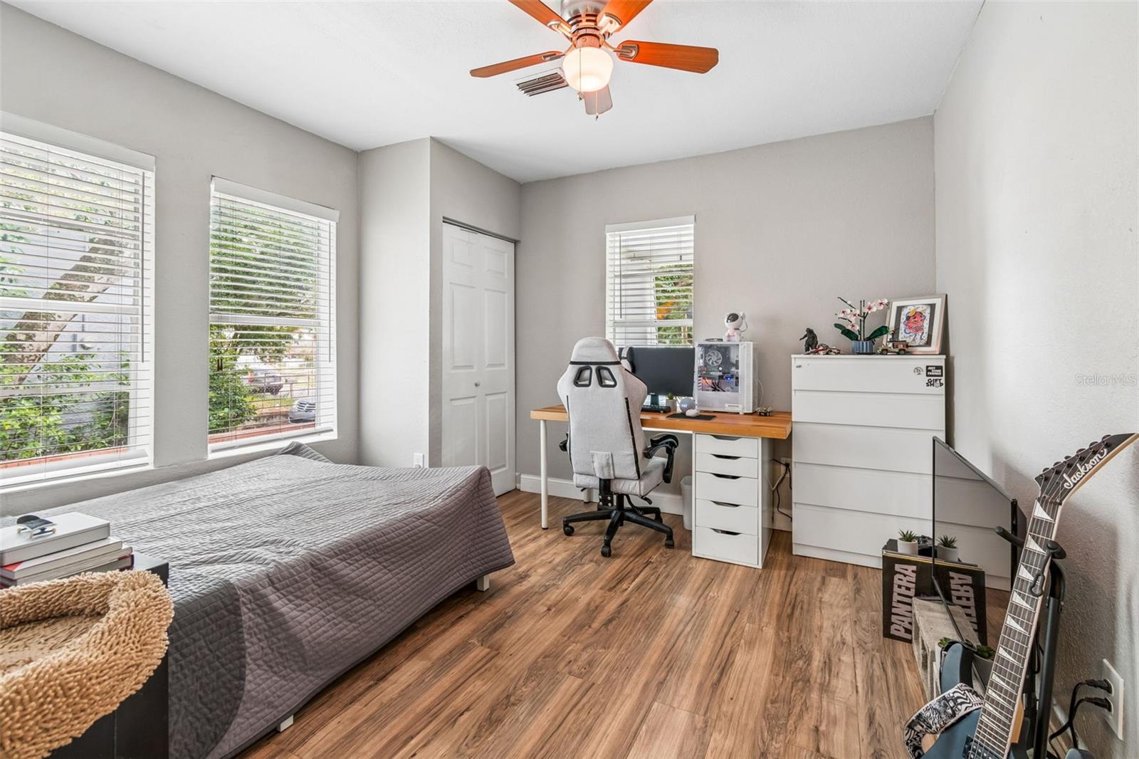 Image 17 of 44 For 1220 Emma Street