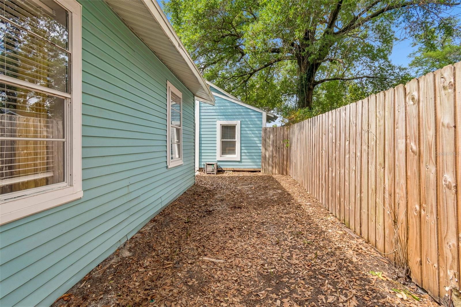 Image 23 of 44 For 1220 Emma Street