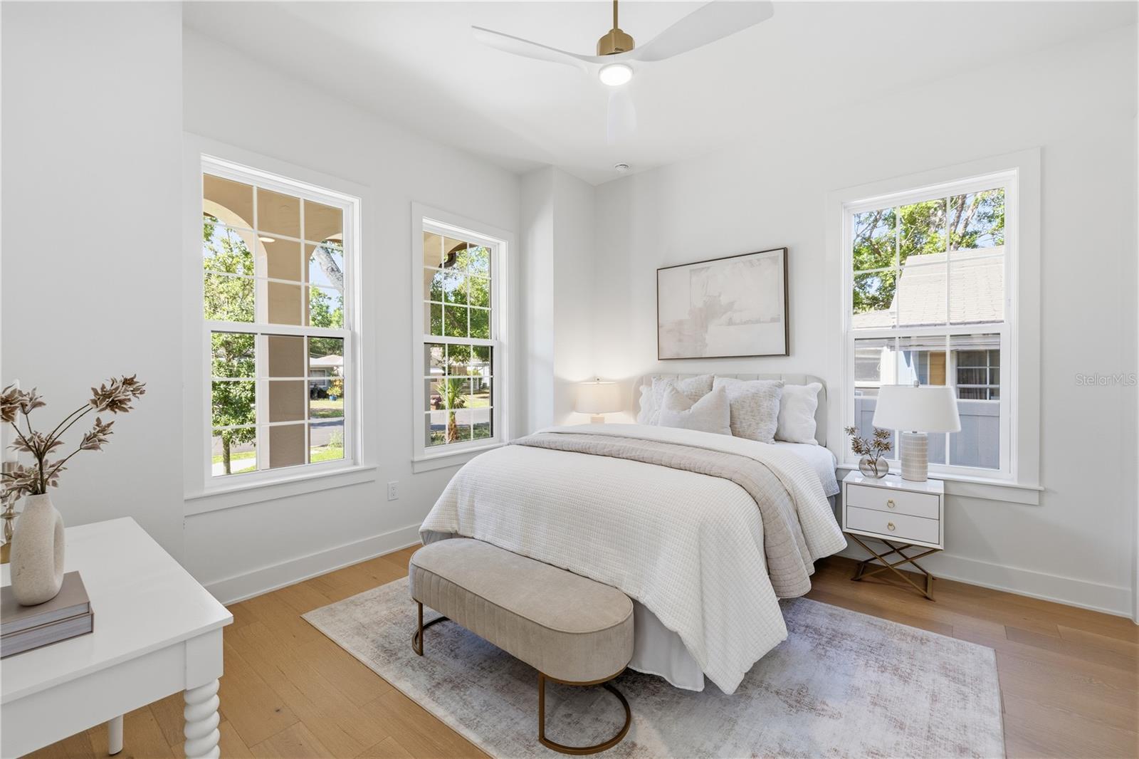 Image 21 of 62 For 221 43rd Avenue N