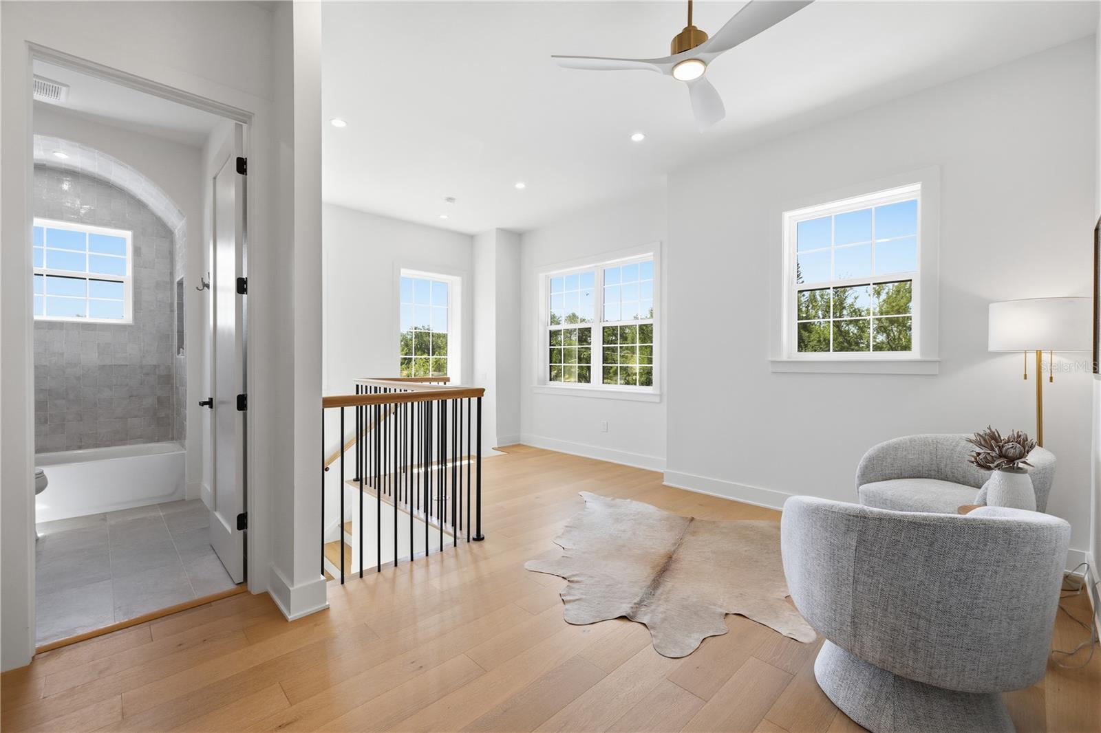 Image 27 of 62 For 221 43rd Avenue N