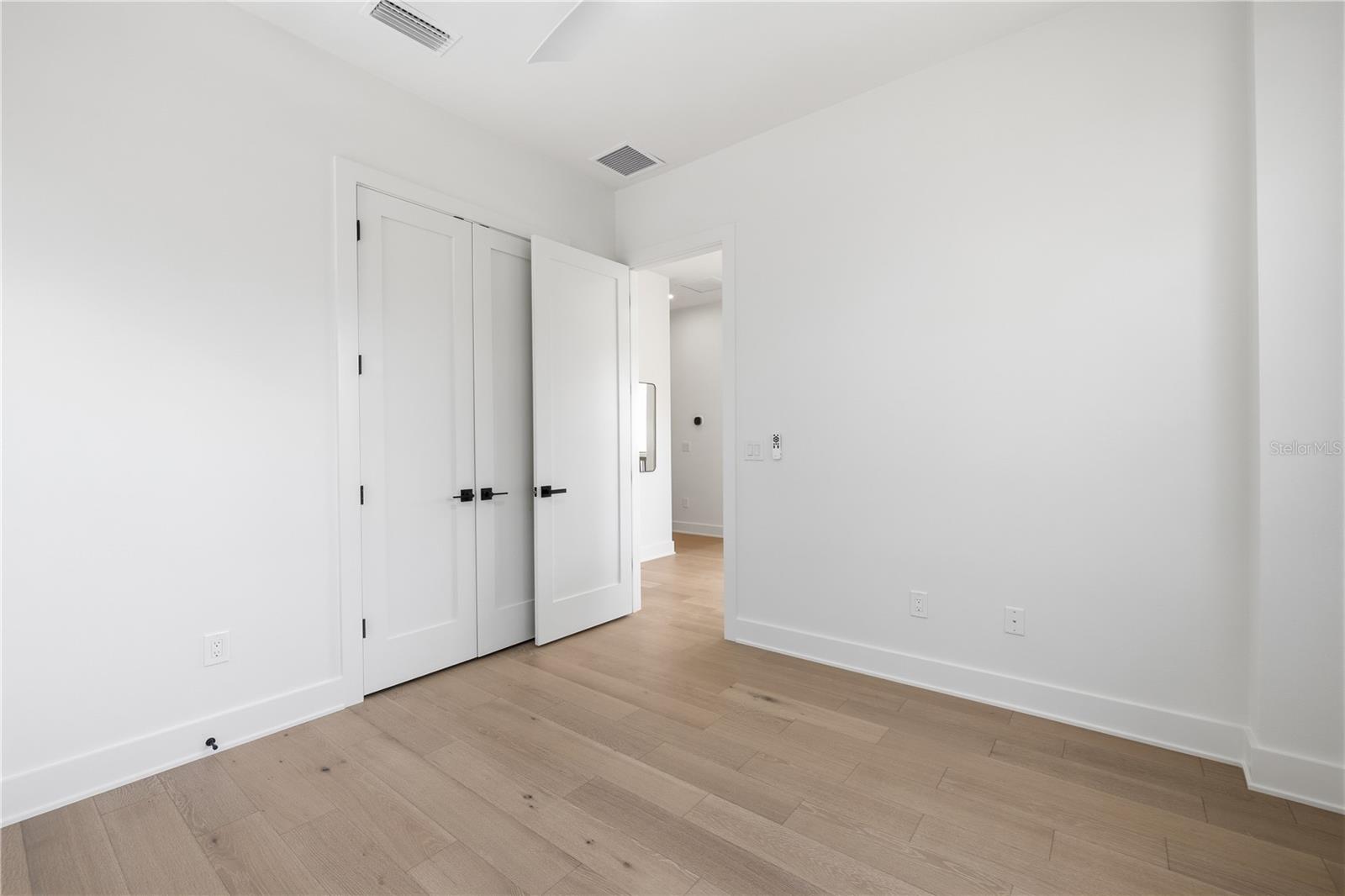 Image 30 of 62 For 221 43rd Avenue N