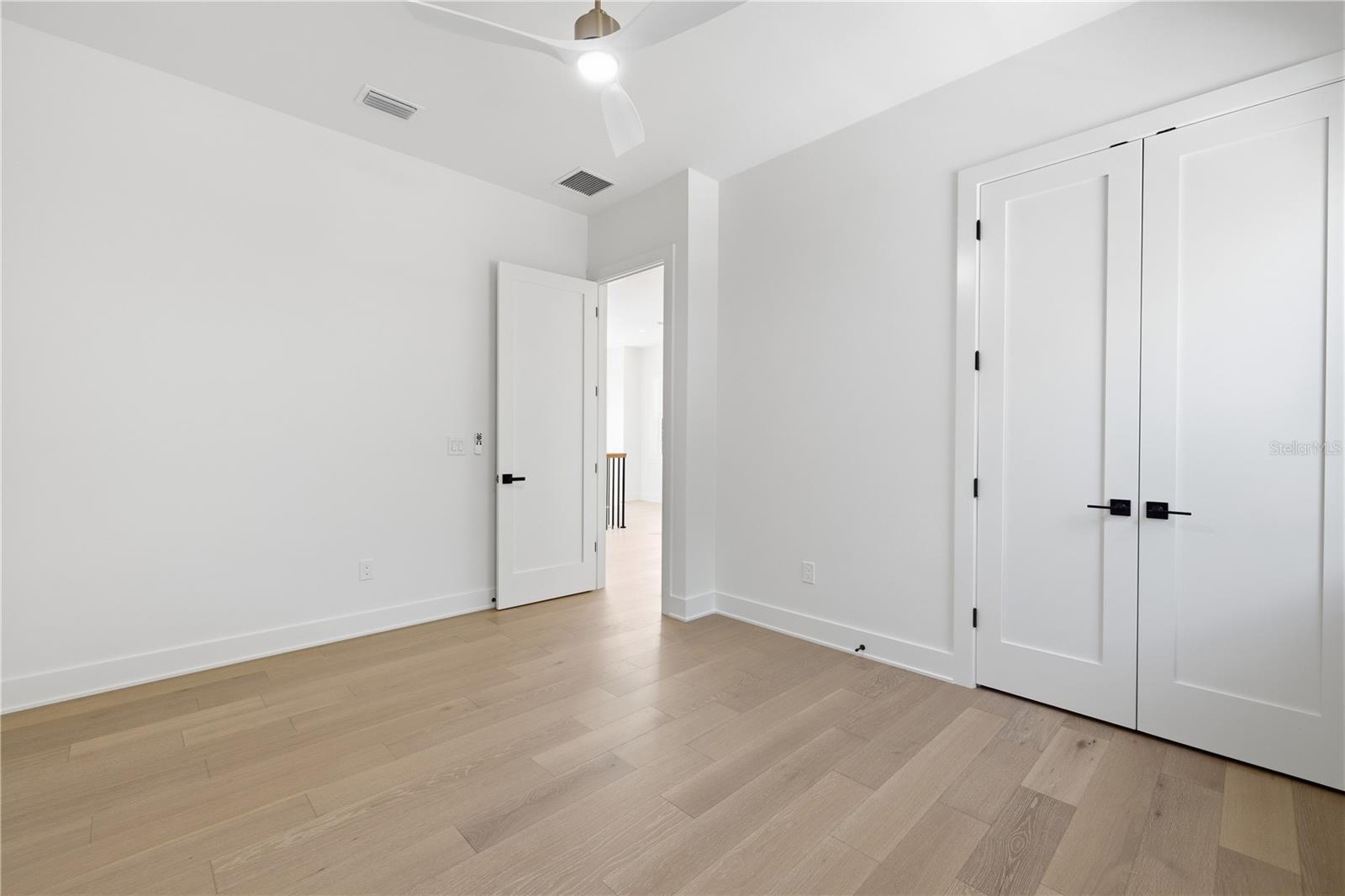 Image 33 of 62 For 221 43rd Avenue N