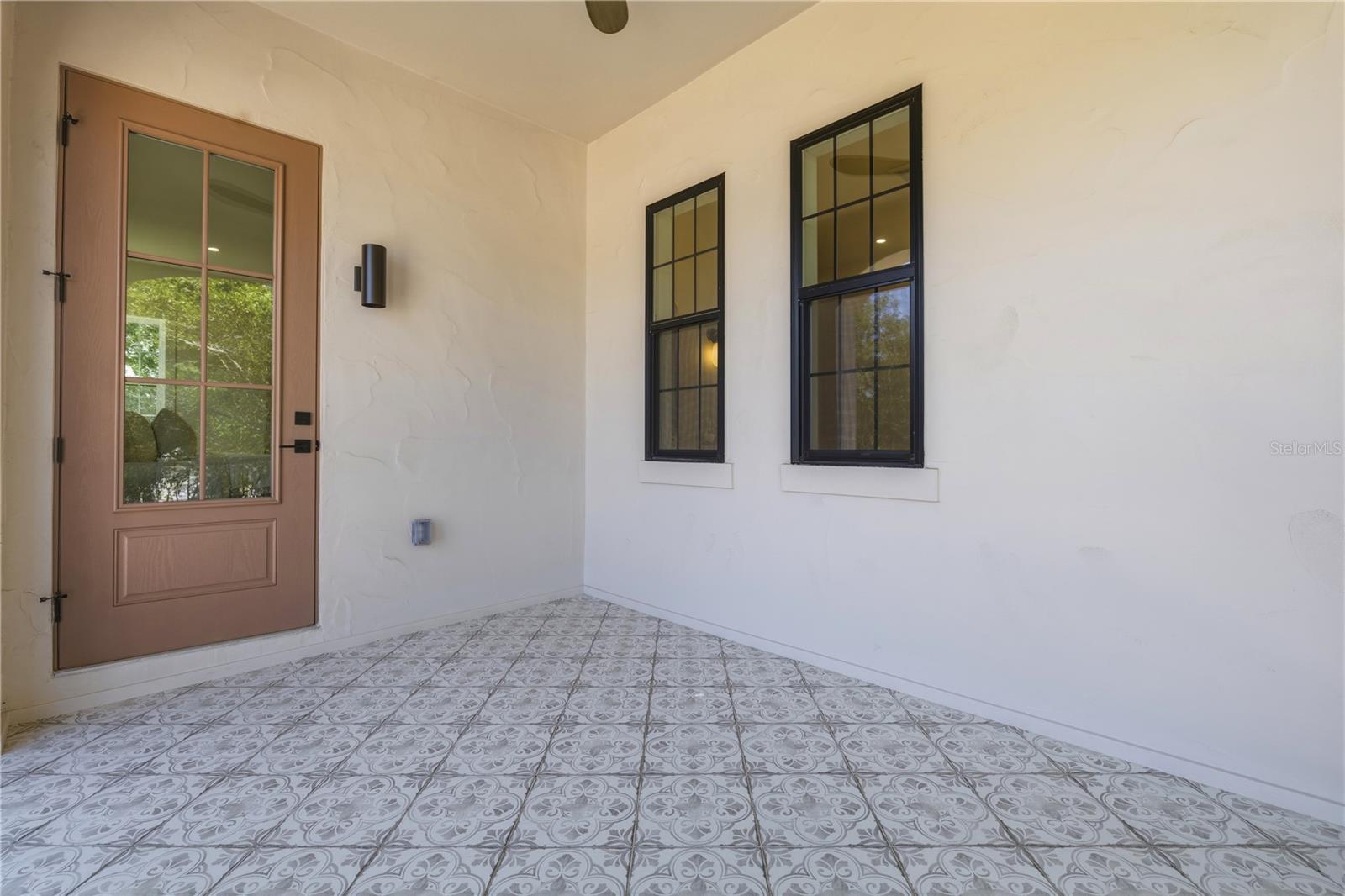 Image 39 of 62 For 221 43rd Avenue N