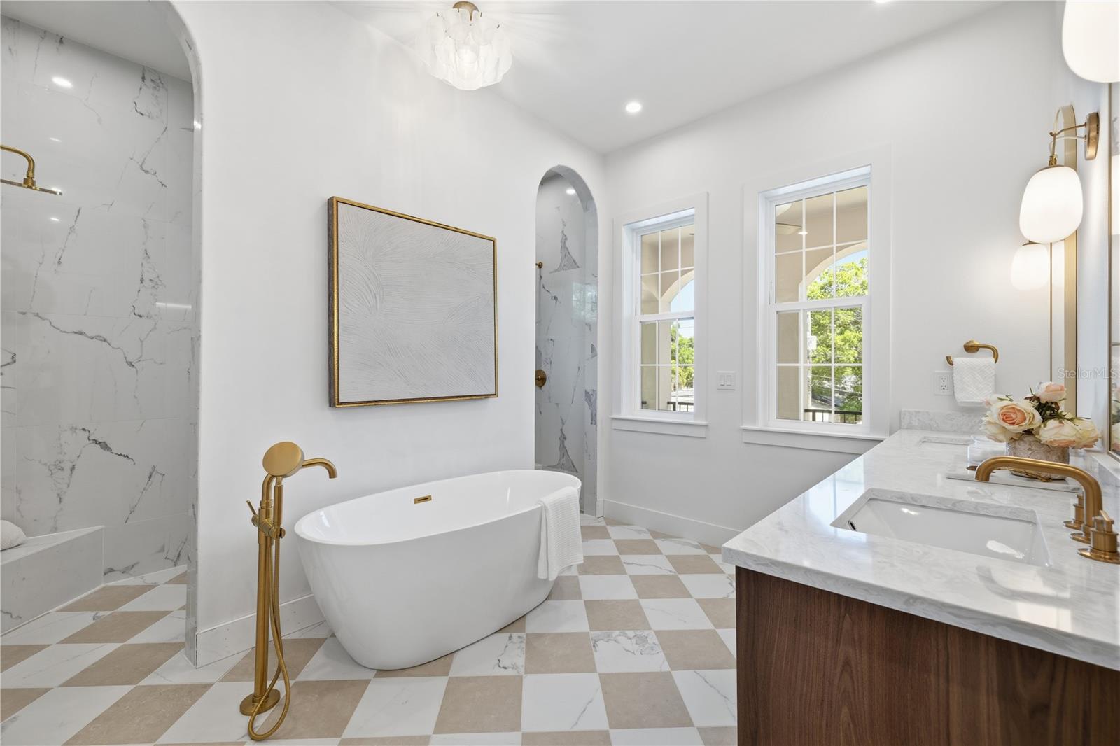 Image 41 of 62 For 221 43rd Avenue N