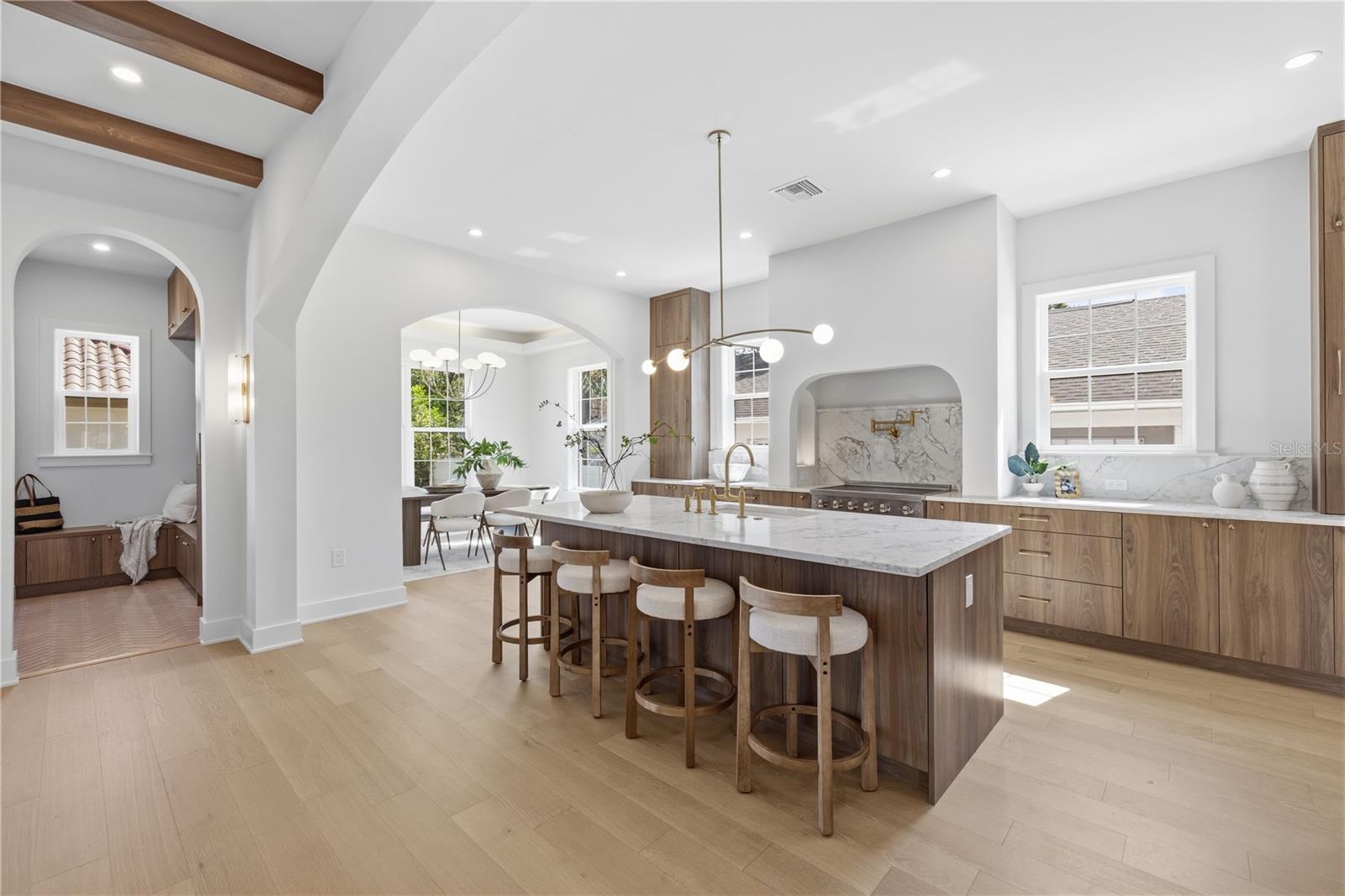 Image 5 of 62 For 221 43rd Avenue N