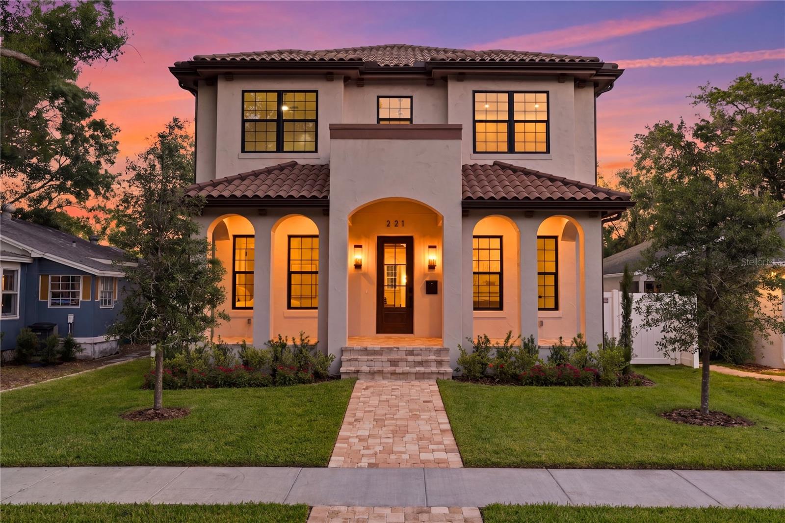 Image 55 of 62 For 221 43rd Avenue N