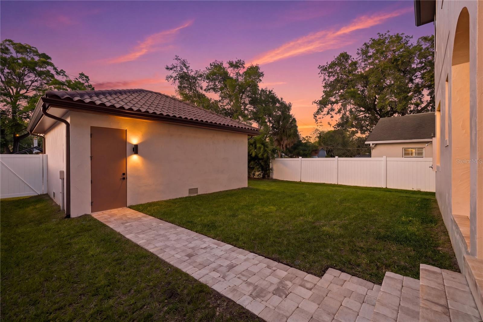 Image 60 of 62 For 221 43rd Avenue N