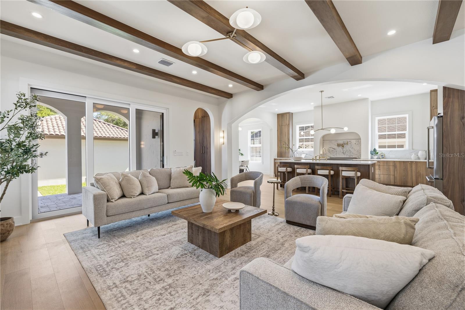 Image 8 of 62 For 221 43rd Avenue N