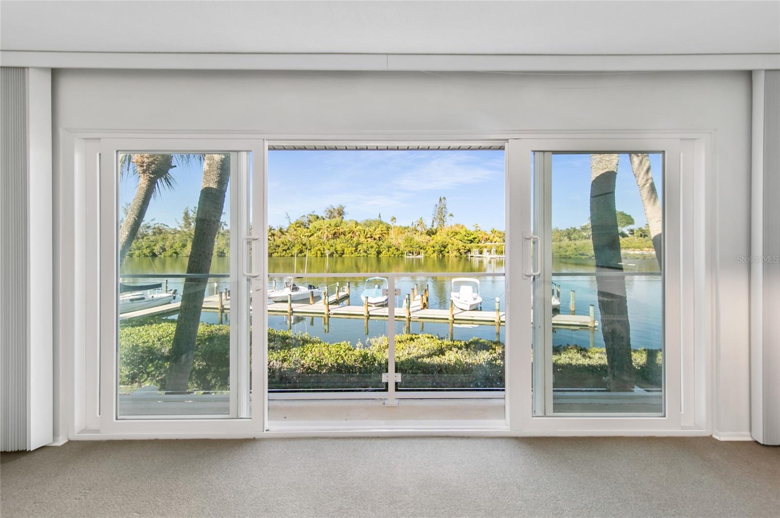 Image 3 of 17 For 6700 Gulf Of Mexico Drive 121