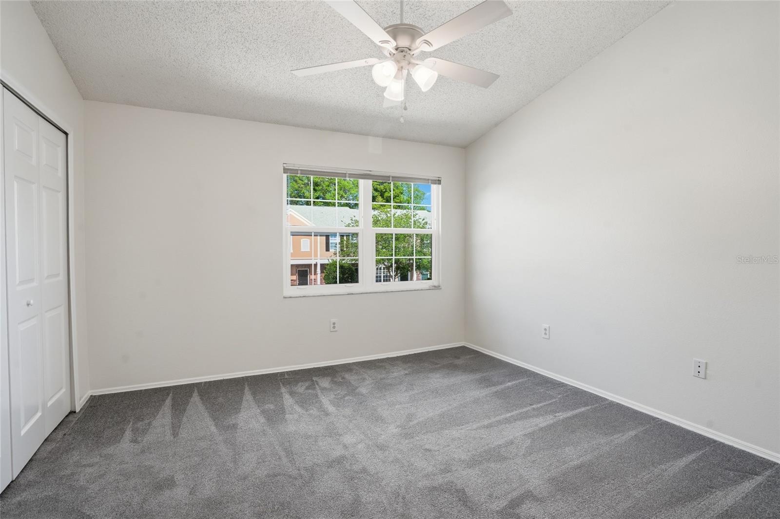 Image 16 of 34 For 12367 Berkeley Square Drive