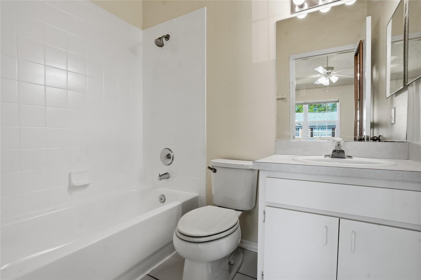 Image 18 of 34 For 12367 Berkeley Square Drive