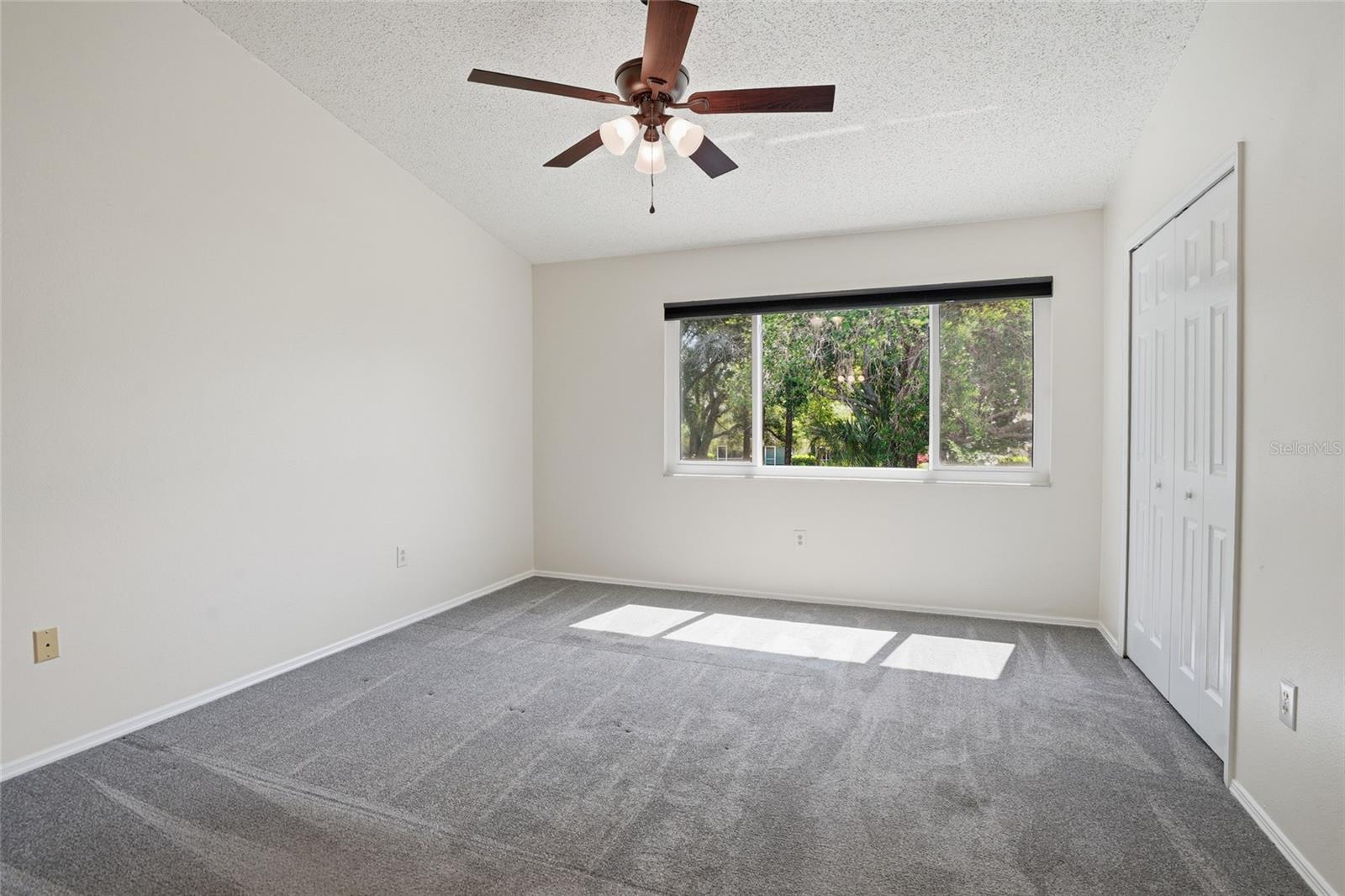 Image 19 of 34 For 12367 Berkeley Square Drive