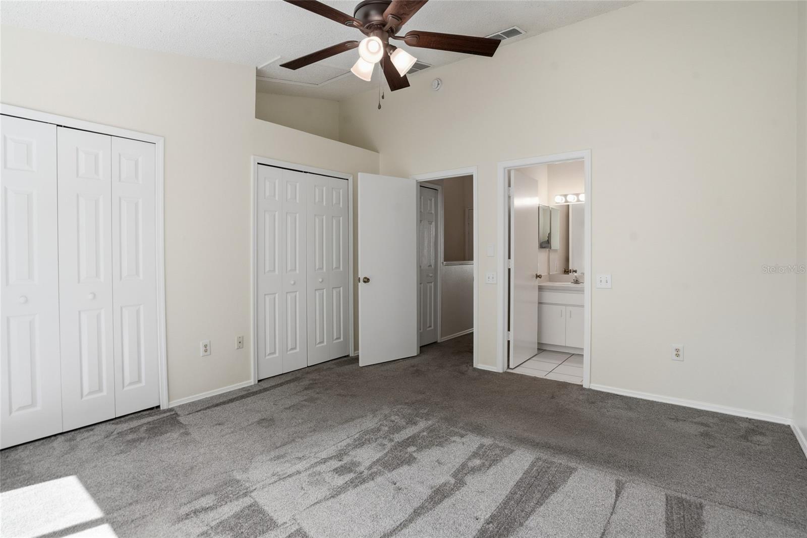 Image 21 of 34 For 12367 Berkeley Square Drive