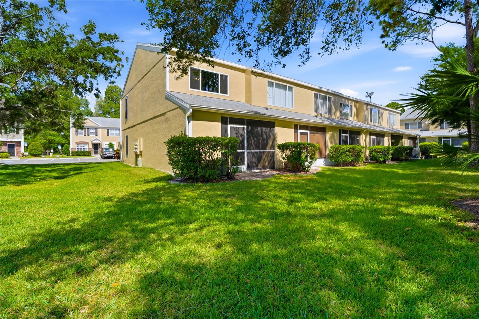 Image 25 of 34 For 12367 Berkeley Square Drive