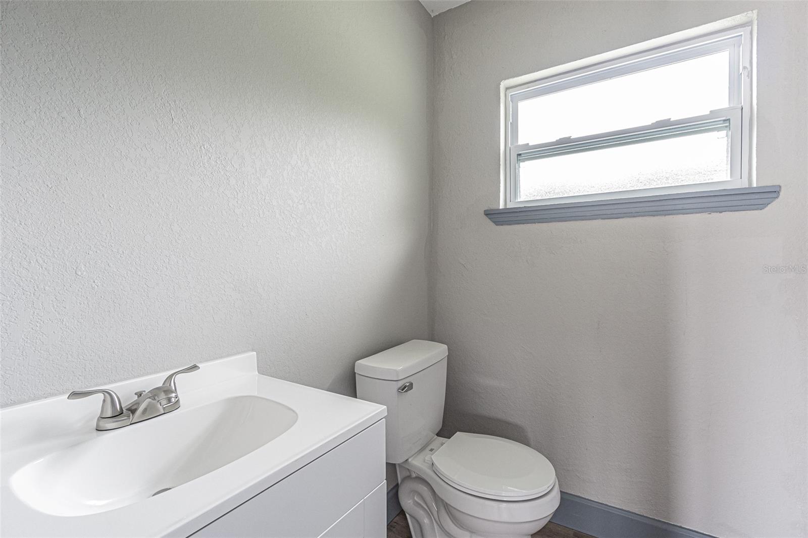 Image 15 of 15 For 4623 Land O Lakes Boulevard