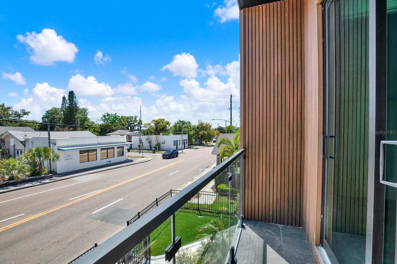 Image 25 of 33 For 1625 9th Avenue N