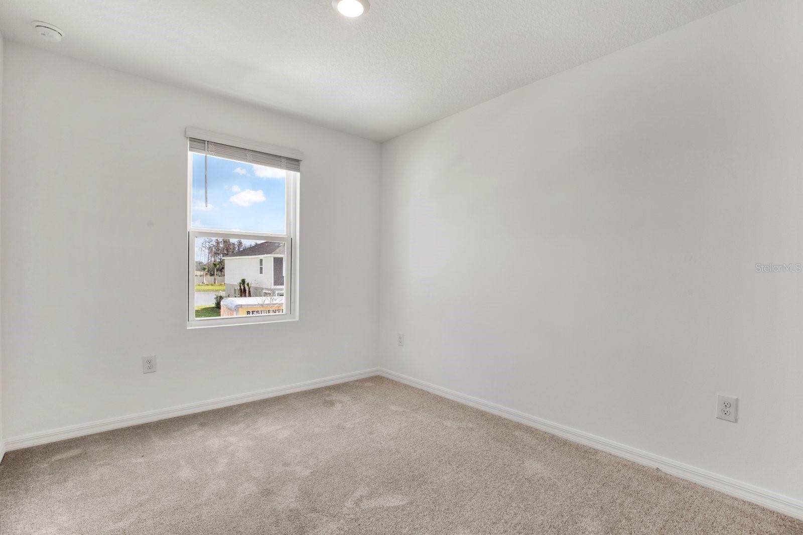 Listing photo id 20 for 2191 Hallier Cove