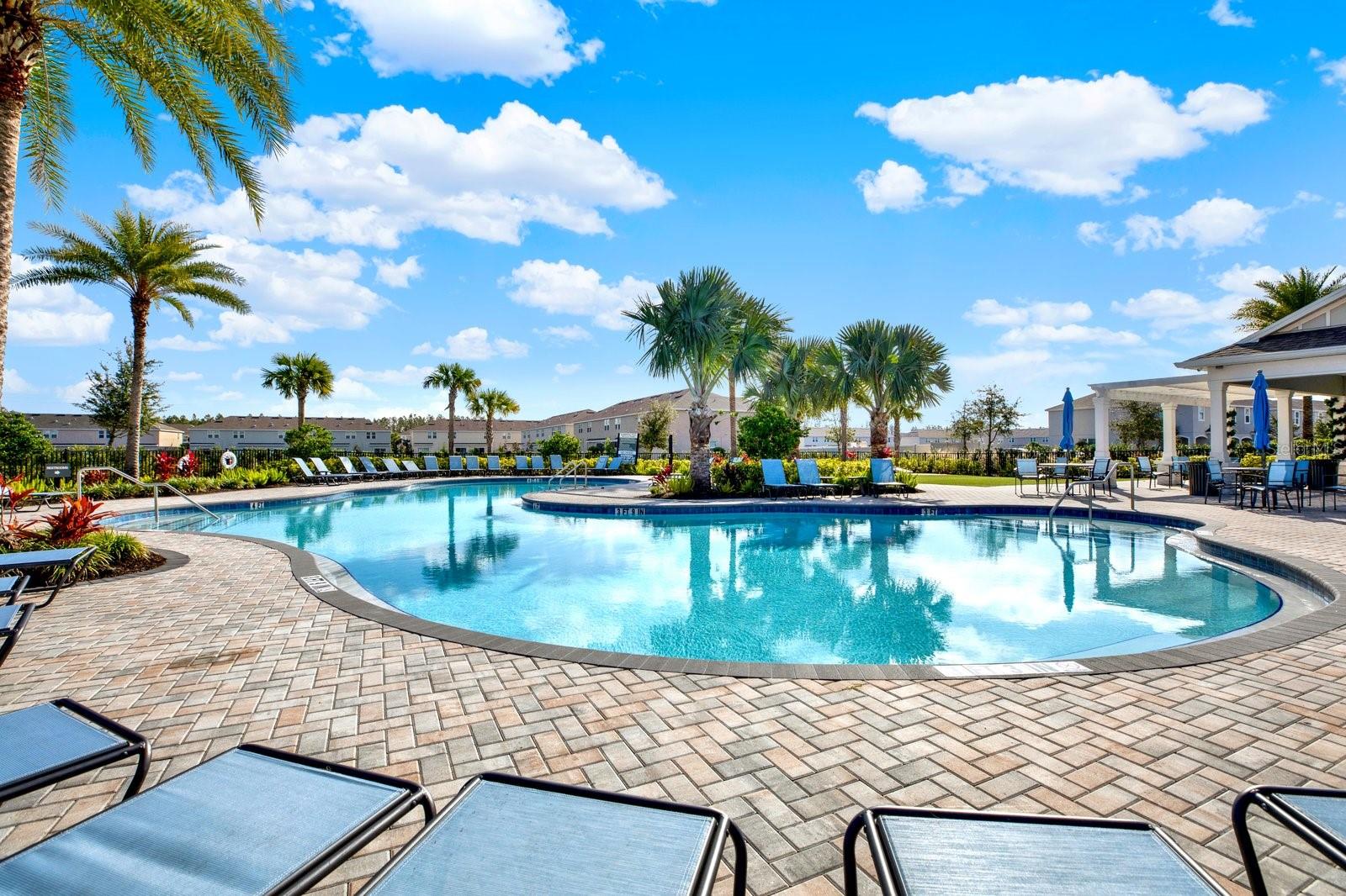 Listing photo id 31 for 2191 Hallier Cove