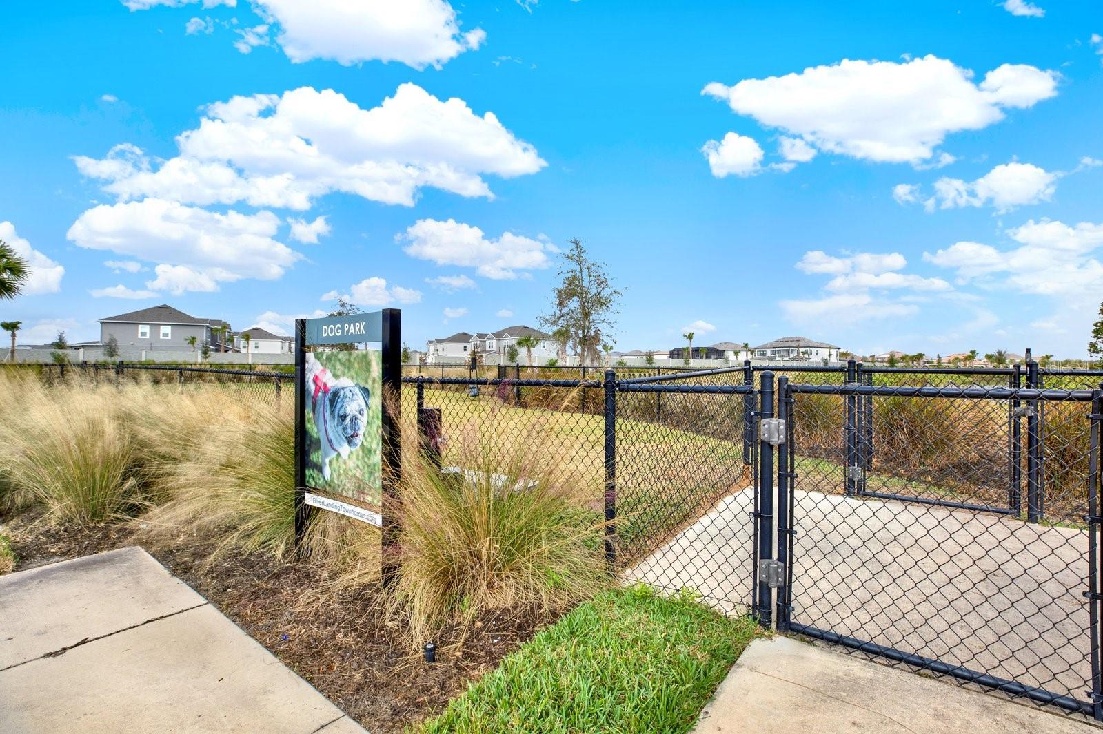 Listing photo id 33 for 2191 Hallier Cove