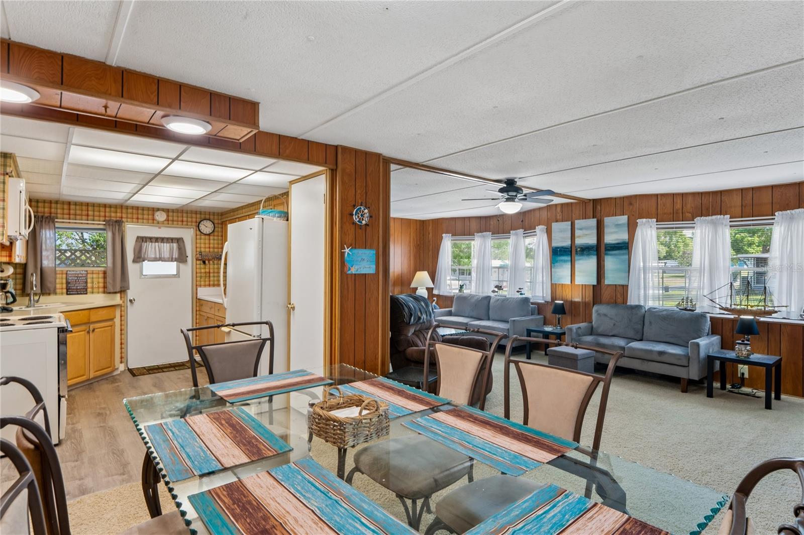 Image 11 of 60 For 8021 Western Circle Drive