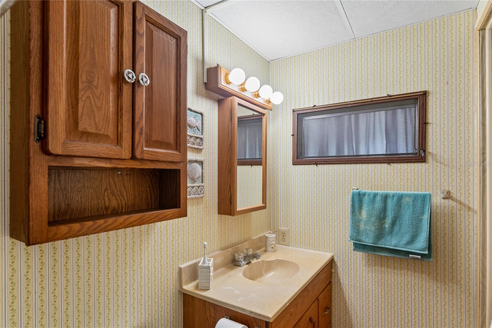 Image 21 of 60 For 8021 Western Circle Drive