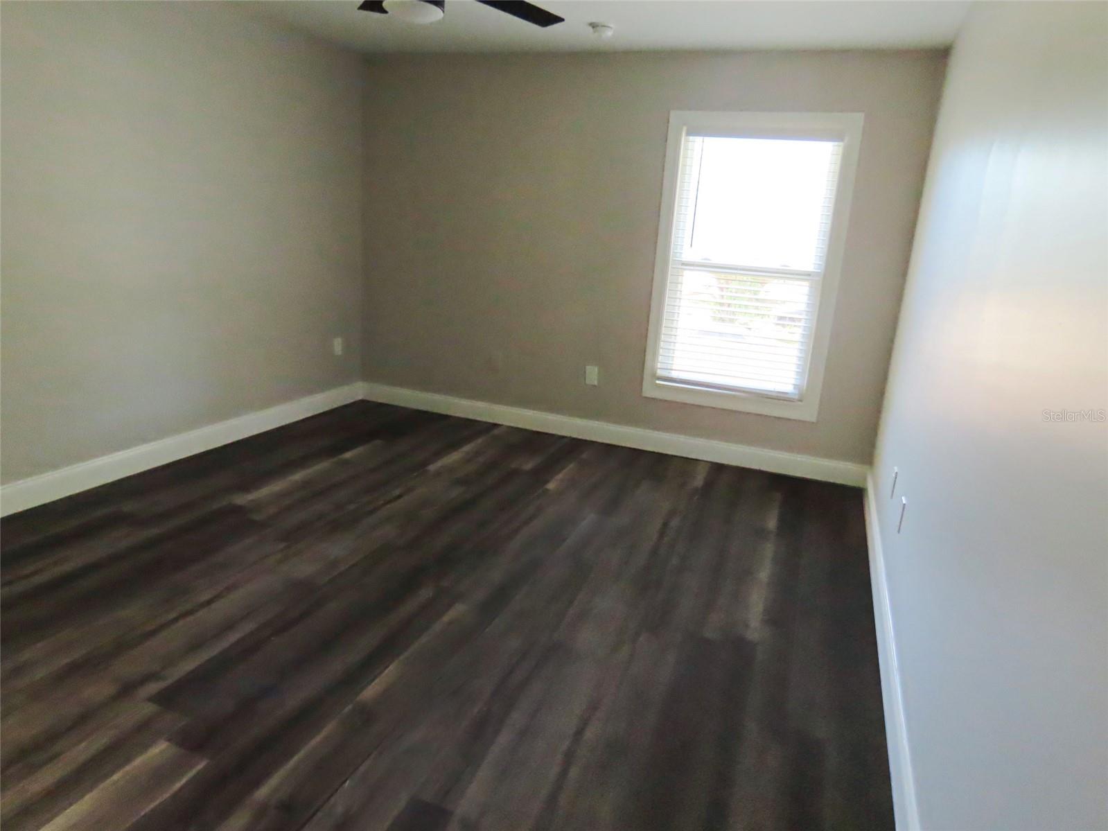 Image 24 of 27 For 8055 33rd Avenue N