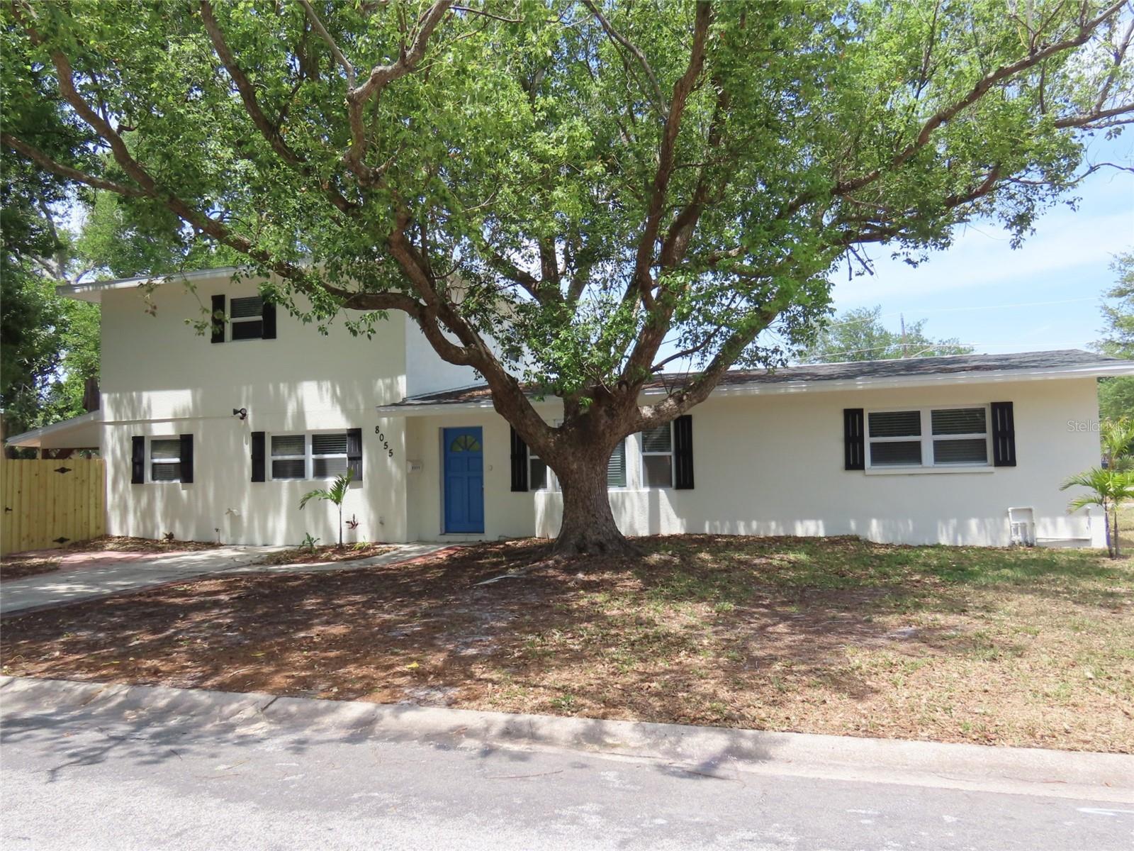 Image 4 of 27 For 8055 33rd Avenue N