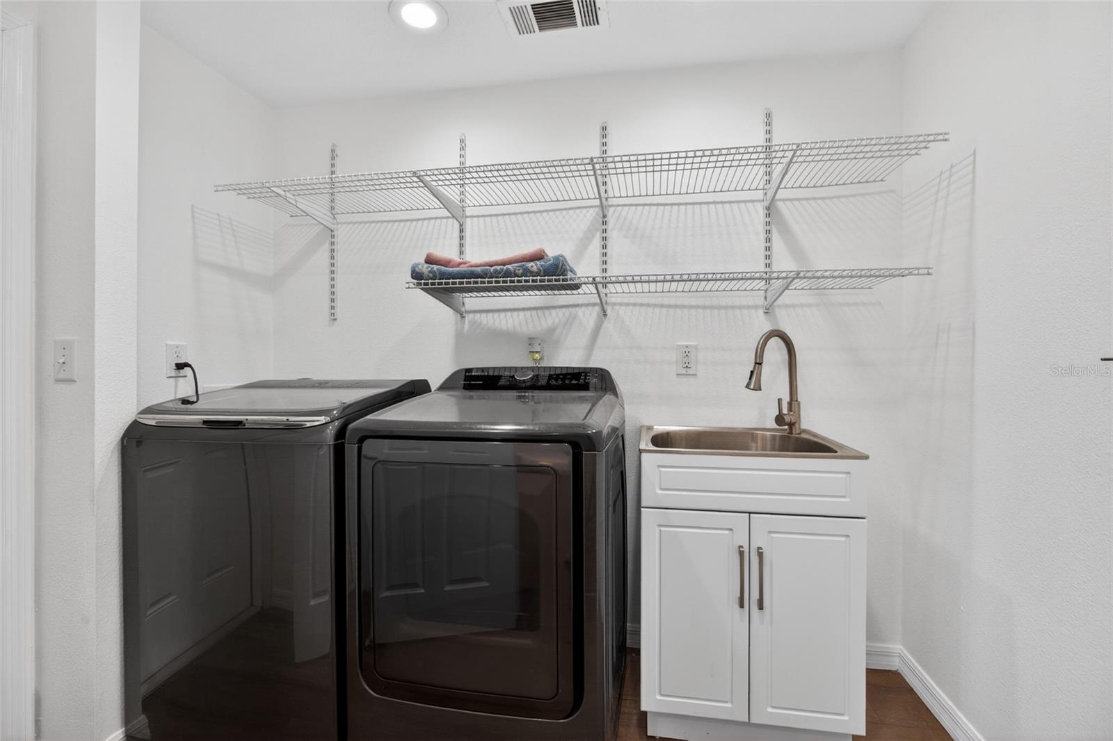 Image 20 of 57 For 1513 Piney Branch Circle