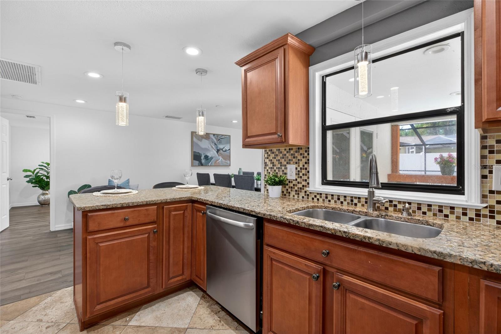 Image 24 of 57 For 1513 Piney Branch Circle